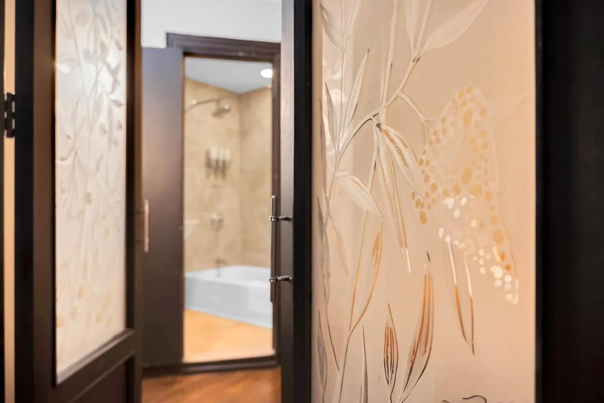 아파트 Stunning Condo In Heart Of New York With Gym & More