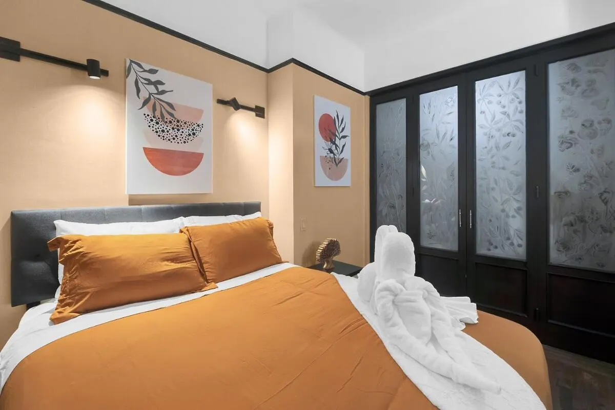 Stunning Condo In Heart Of New York With Gym & More 米国